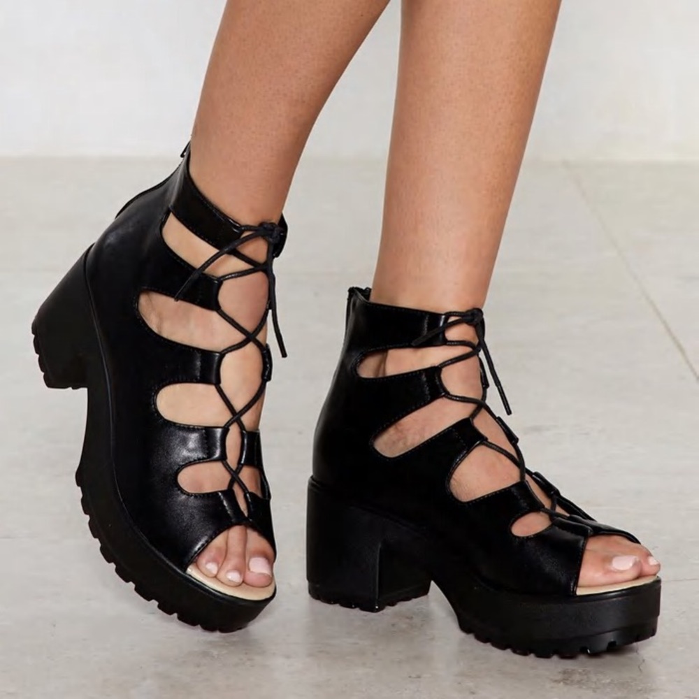 Open Toe Lace Up Heeled Sandals
